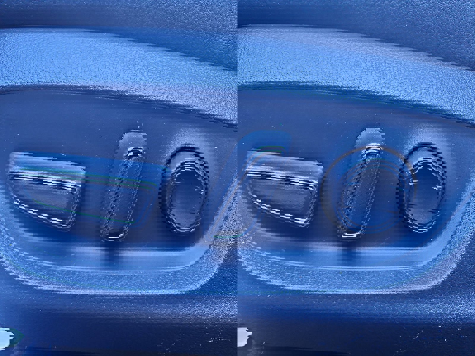 Used 2022 Toyota Camry XSE image 8