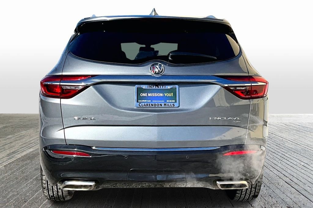 Used 2018 Buick Enclave Essence image 7