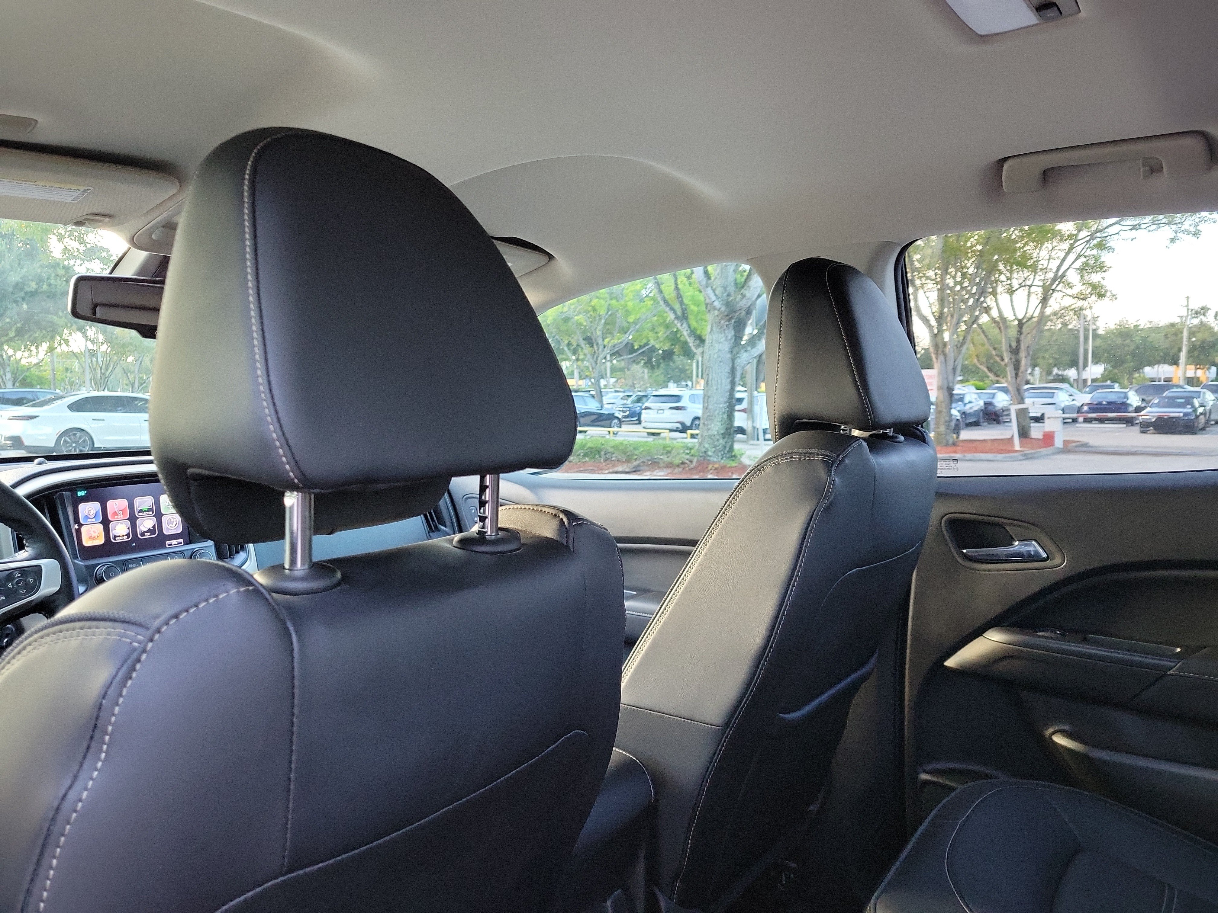 Used 2017 GMC Canyon Denali RWD image 11