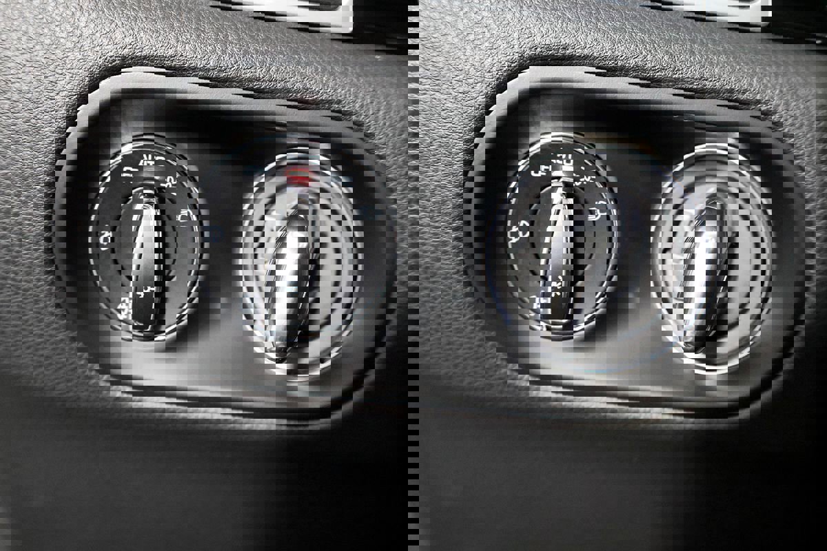 Used 2017 Porsche Macan S image 21