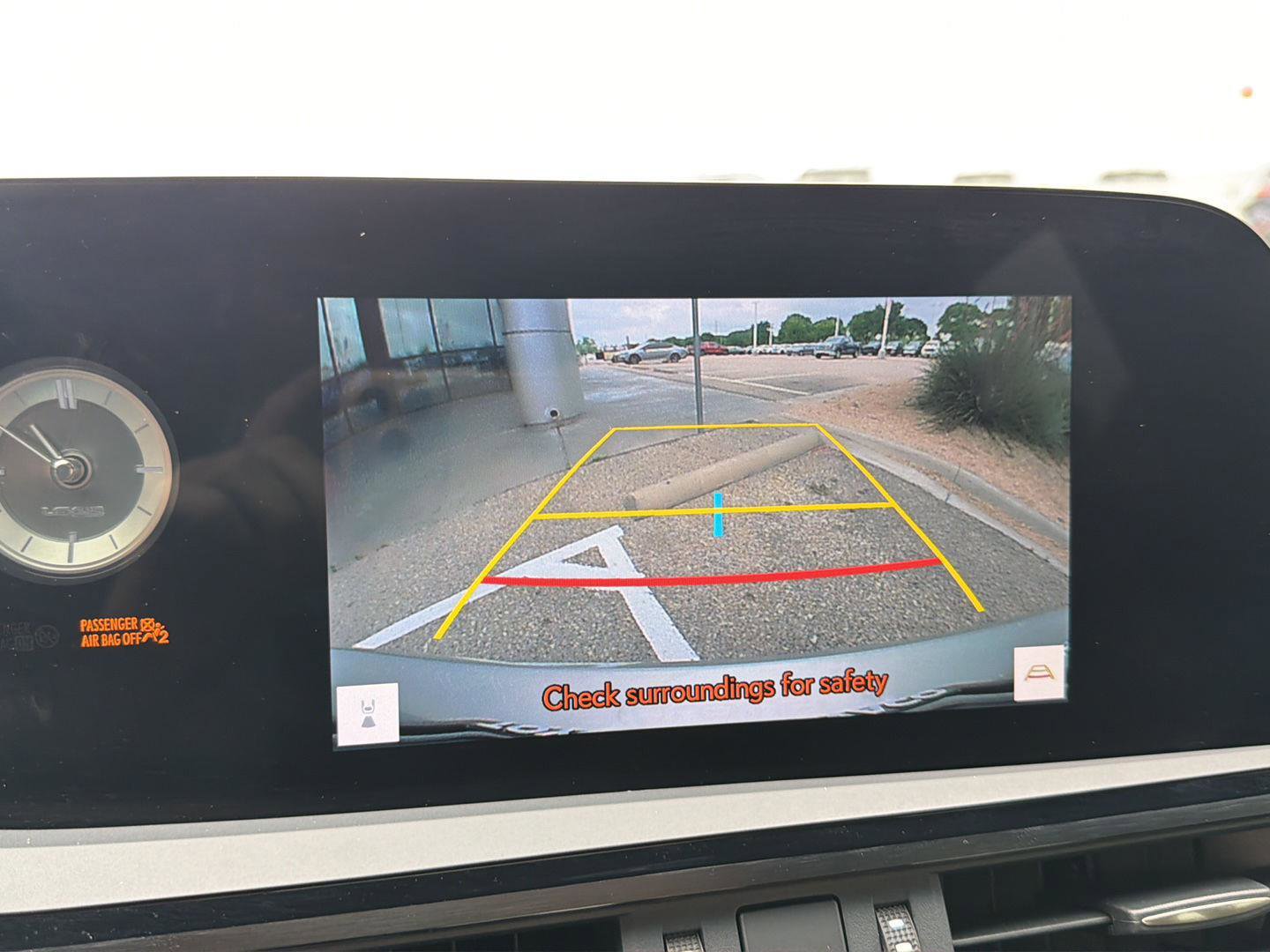 Used 2023 Lexus ES 350 w/ Accessory Package (Z2) image 28