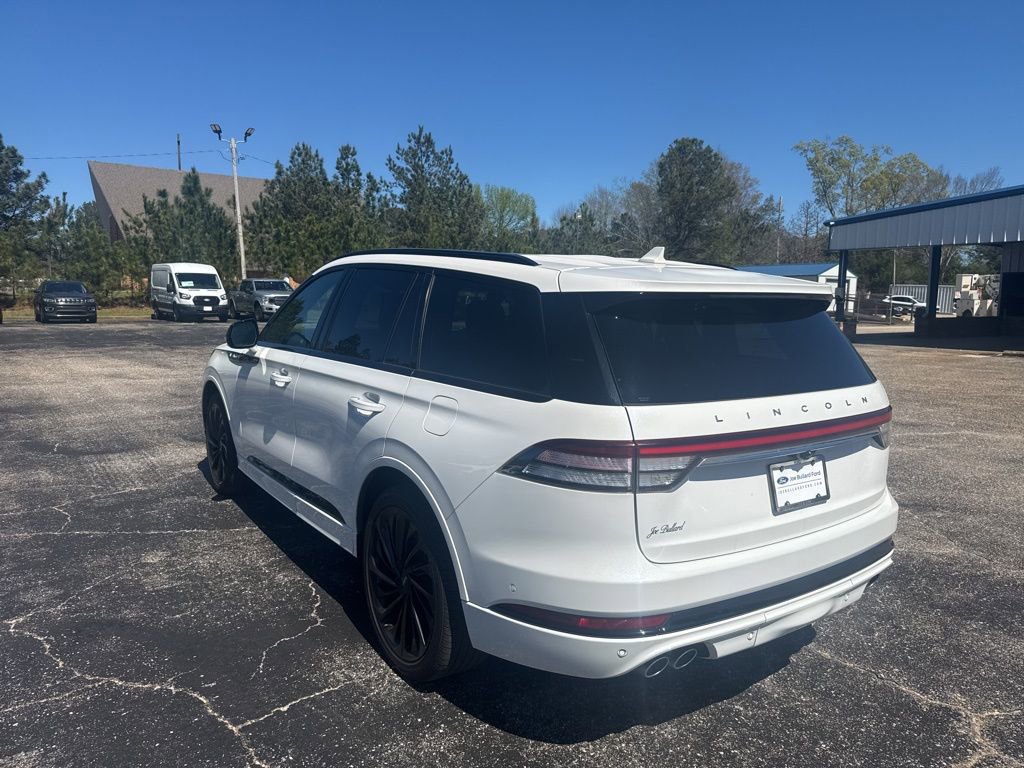 Used 2022 Lincoln Aviator Reserve w/ Equipment Group 201A AWD/4WD image 24