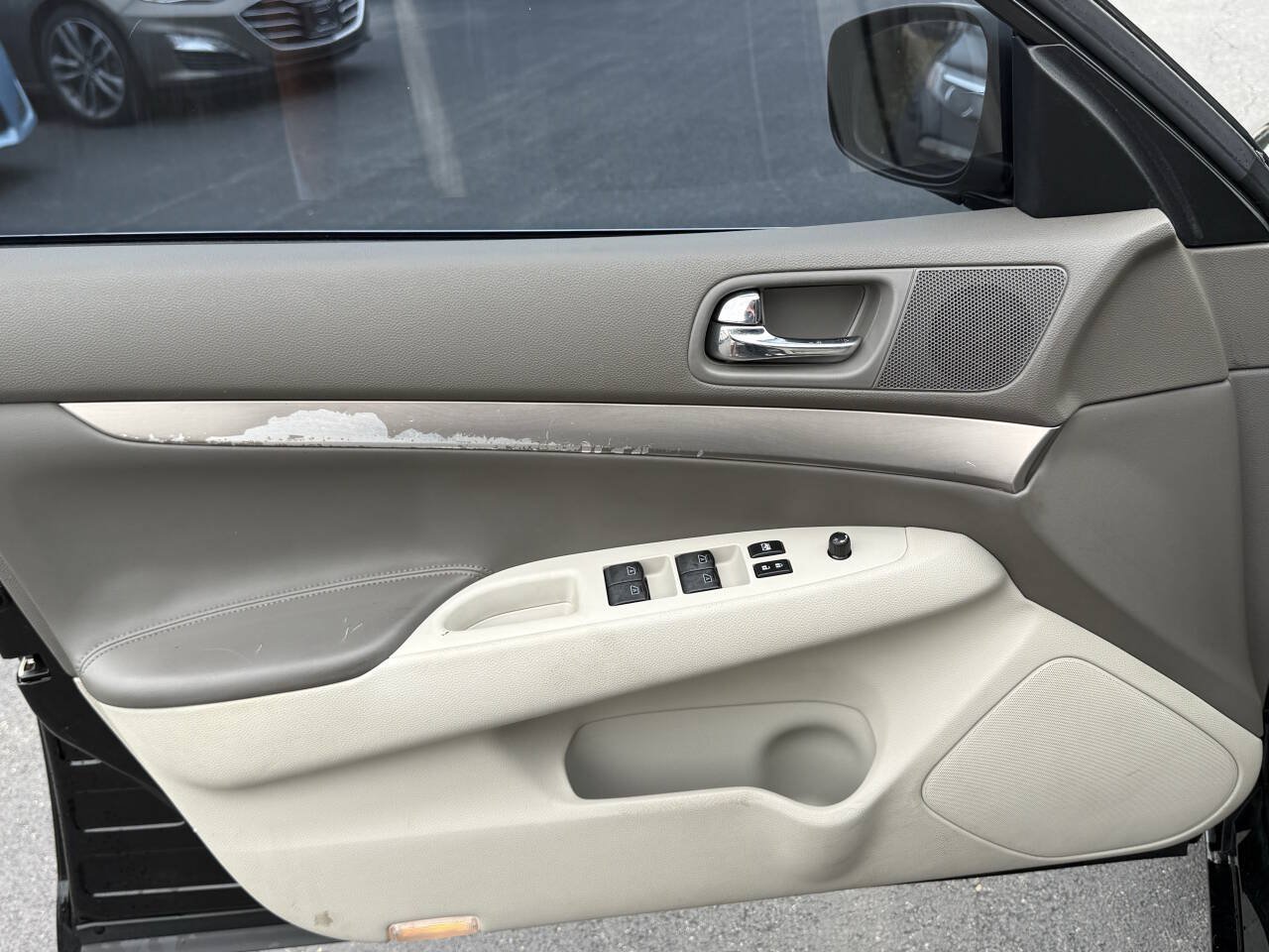 Used 2011 INFINITI G25 x w/ Moonroof Pkg AWD/4WD image 12