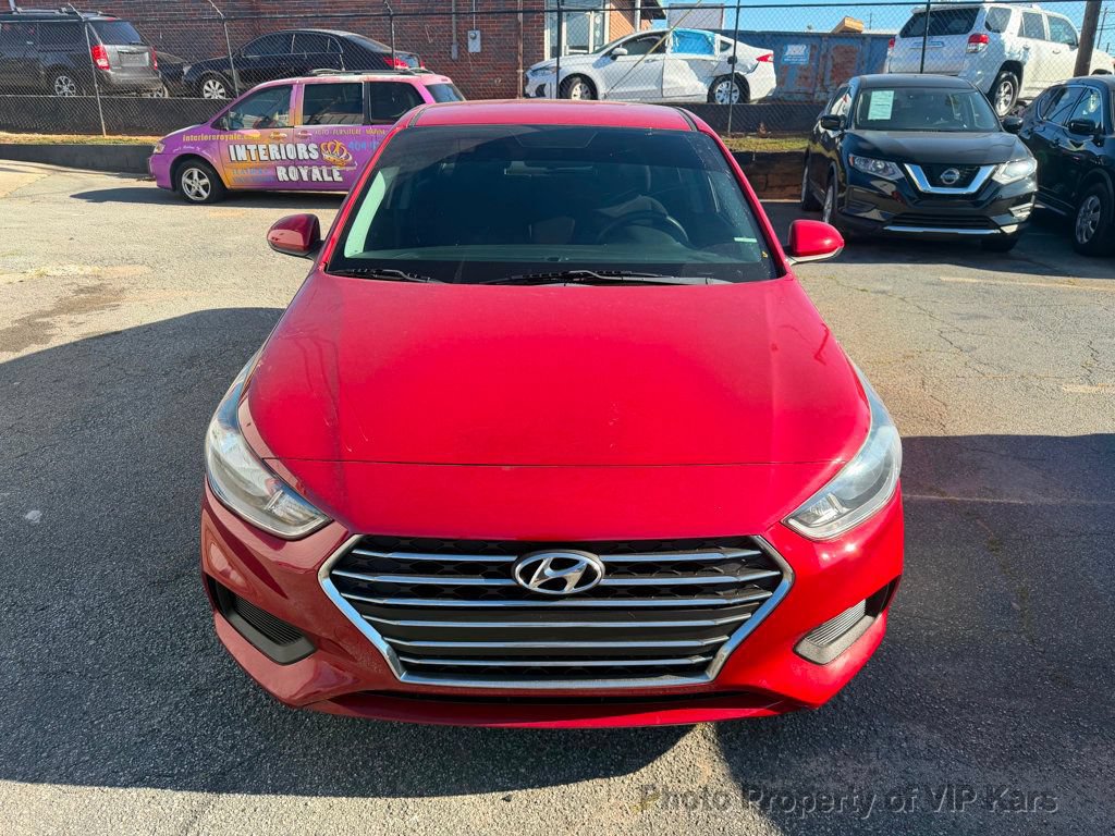 Used 2021 Hyundai Accent SE FWD image 2