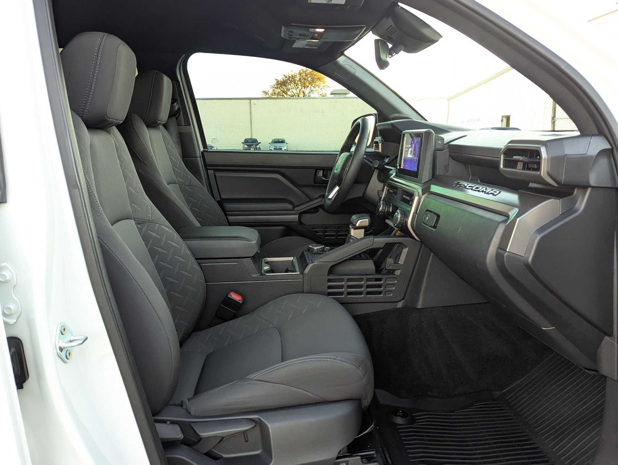 Used 2024 Toyota Tacoma 4x4 Double Cab image 27