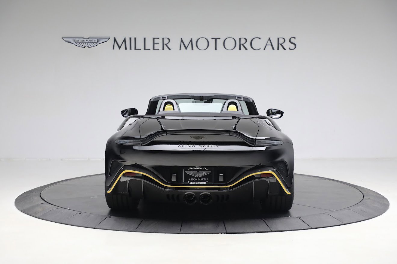 Used 2023 Aston Martin V12 Vantage Roadster image 5