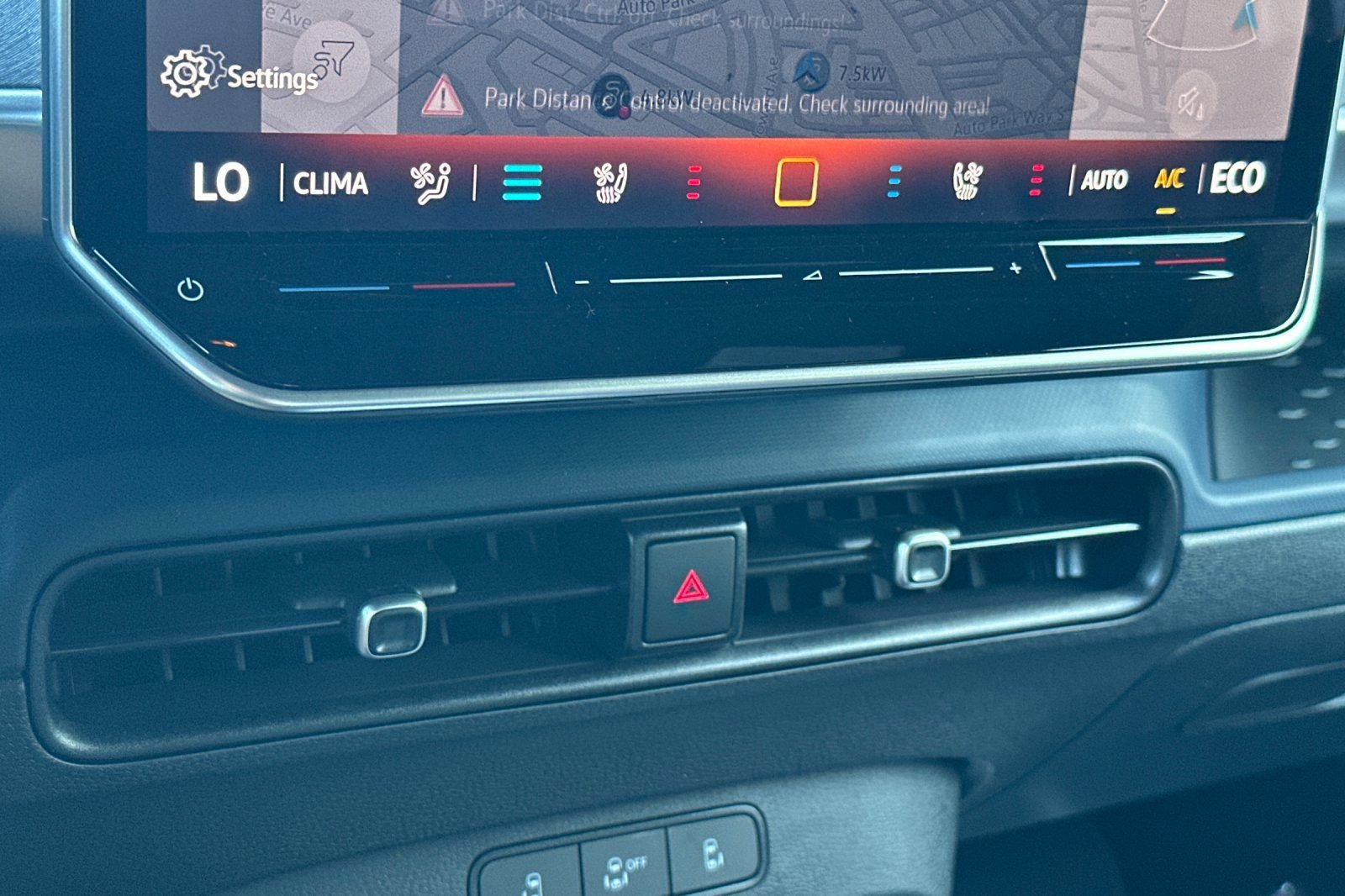 New 2025 Volkswagen ID. Buzz Pro S image 21