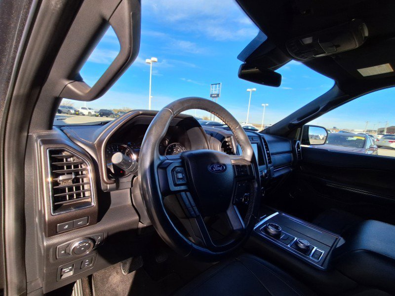 Used 2020 Ford Expedition Limited w/ Equipment Group 301A image 9