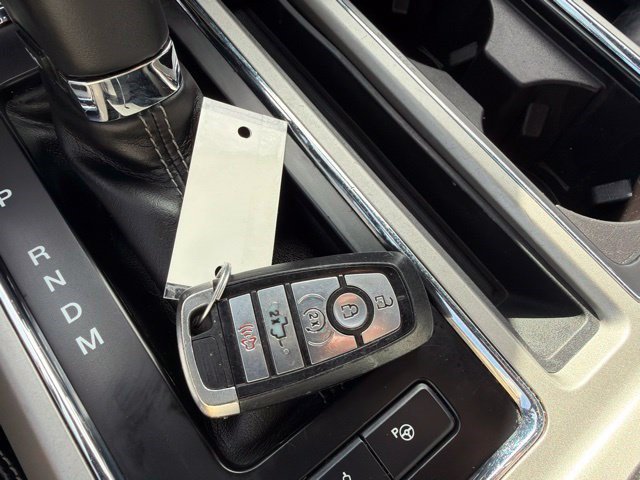 Used 2019 Ford F150 Lariat w/ Equipment Group 502A Luxury AWD/4WD image 34