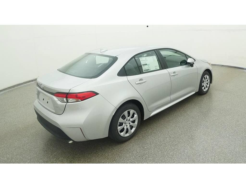Used 2024 Toyota Corolla LE FWD image 11