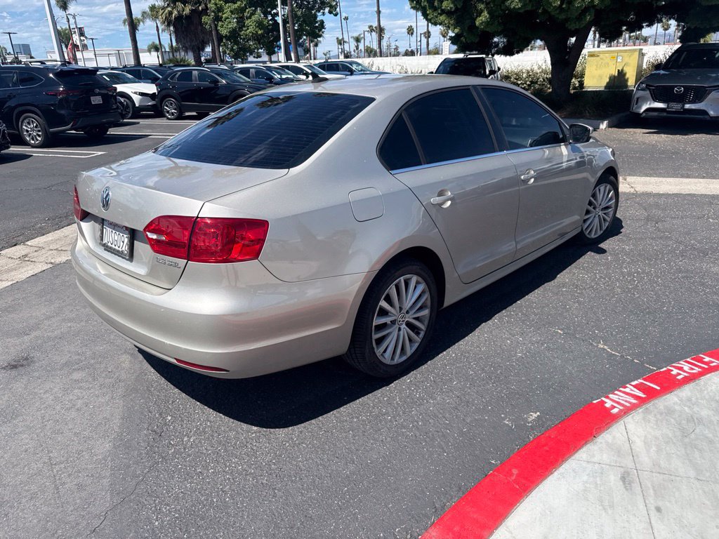 Used 2013 Volkswagen Jetta SEL FWD image 23