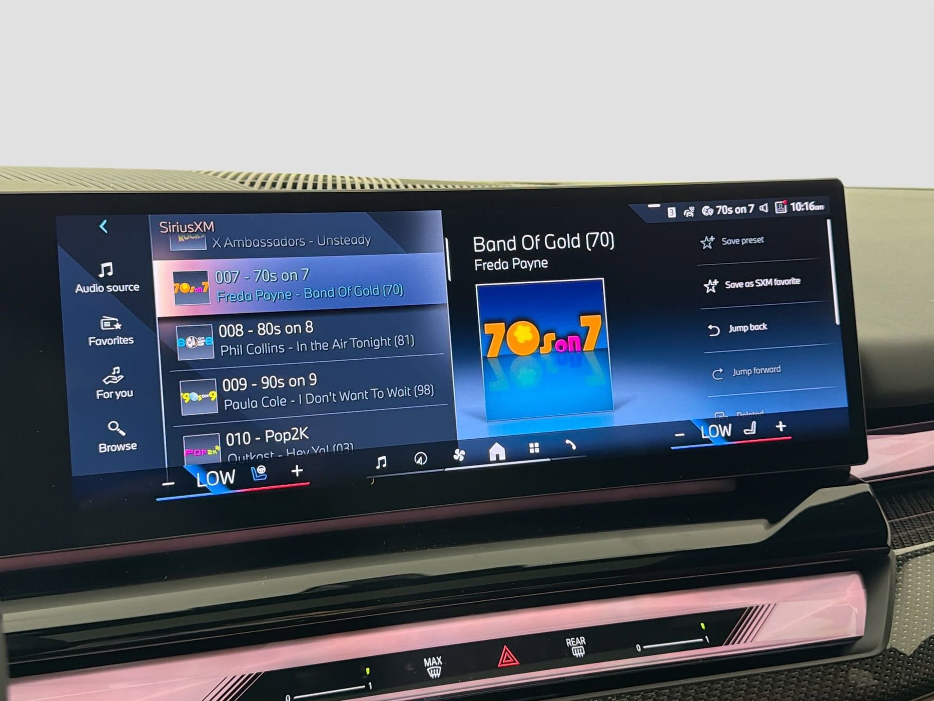 New 2026 BMW 540i xDrive w/ M Sport Package image 14