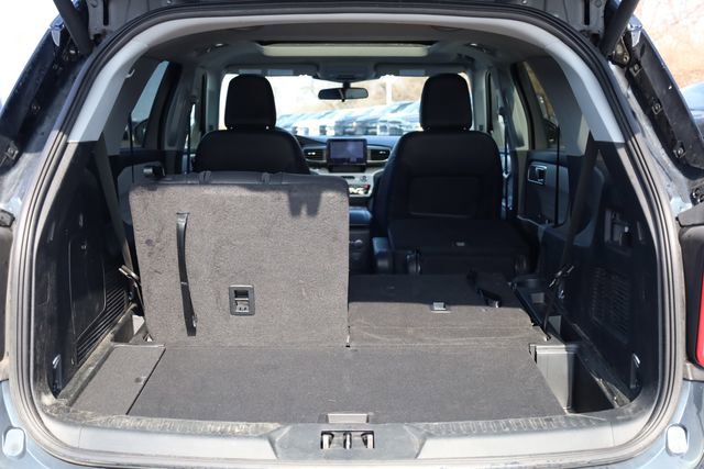 Used 2023 Ford Explorer XLT w/ Equipment Group 202A image 32