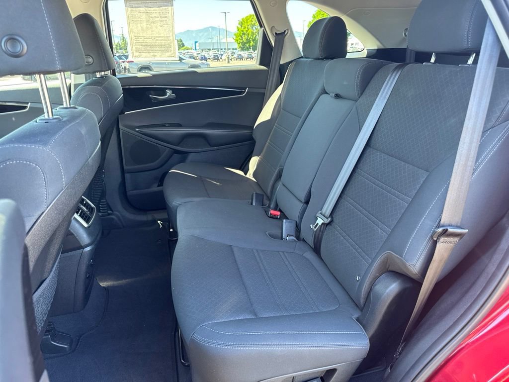 Used 2020 Kia Sorento S AWD/4WD image 11