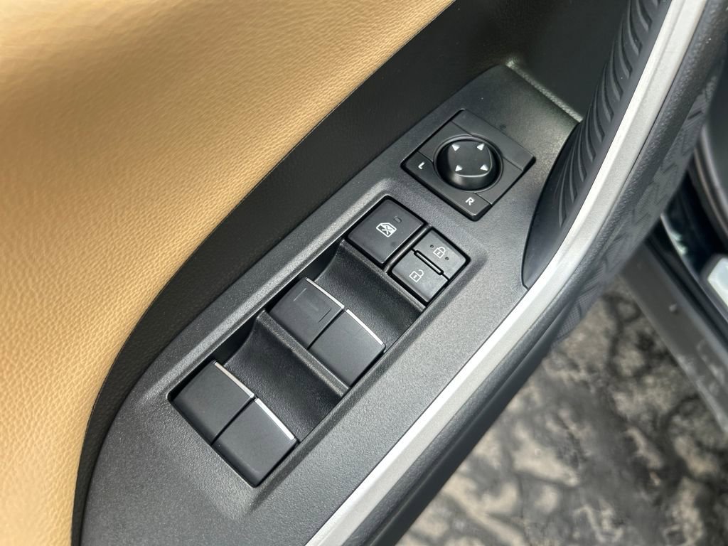 Certified 2020 Toyota RAV4 Limited image 20