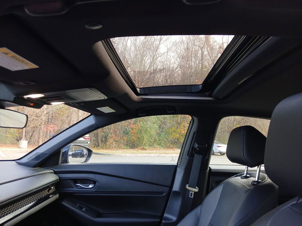 Used 2024 Honda Accord Sport image 30