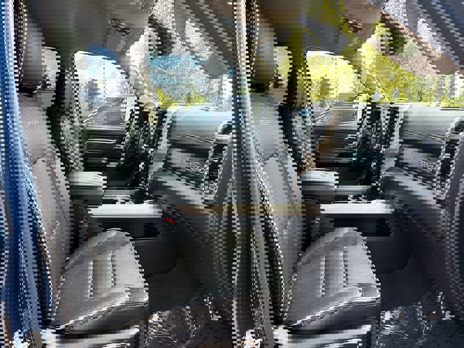 Used 2020 RAM 1500 Laramie image 6