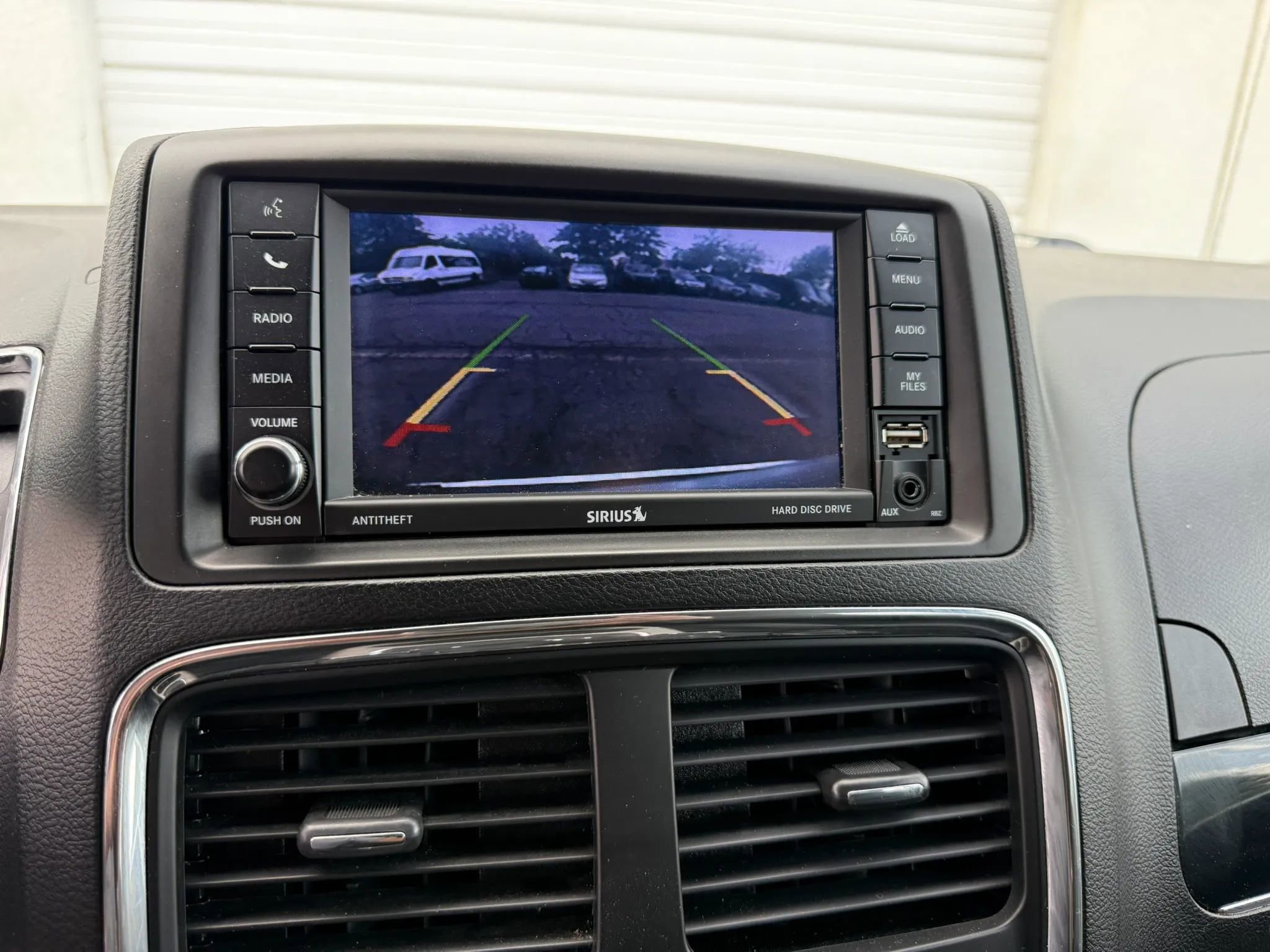 Used 2018 Dodge Grand Caravan SXT FWD image 23