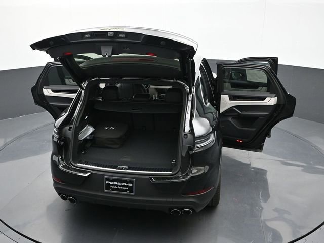 New 2026 Porsche Cayenne E-Hybrid image 30