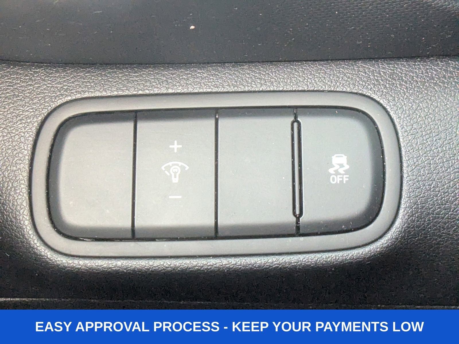 Used 2023 Hyundai Venue SEL w/ Cargo Package image 41