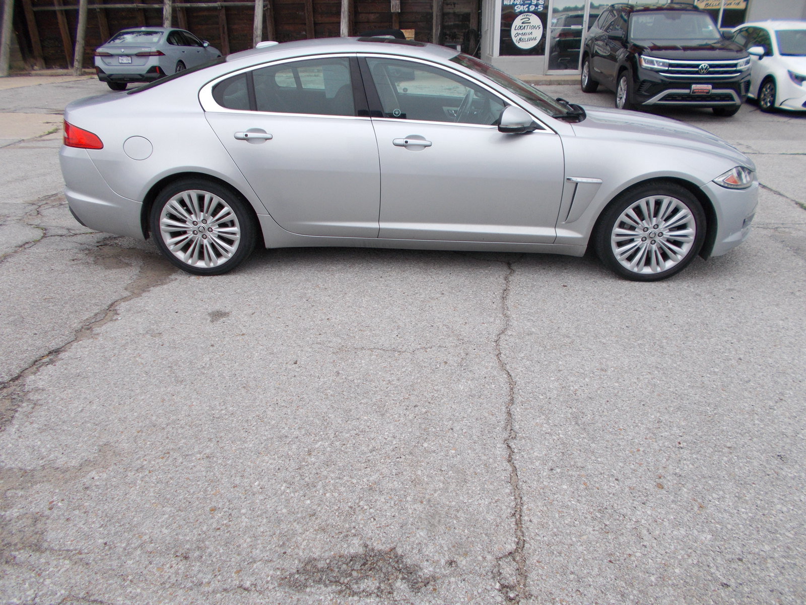Used 2012 Jaguar XF Portfolio RWD image 4