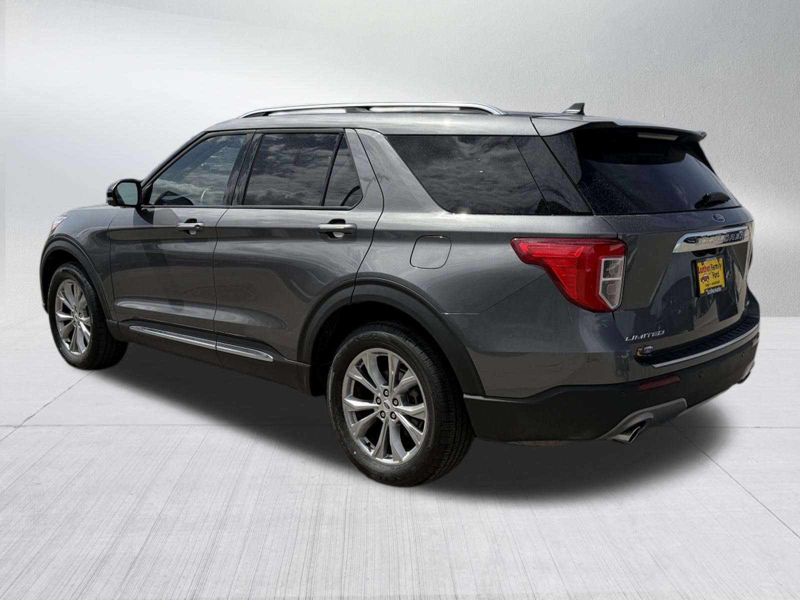 Certified 2023 Ford Explorer Limited w/ Limited Technology Package AWD/4WD image 5
