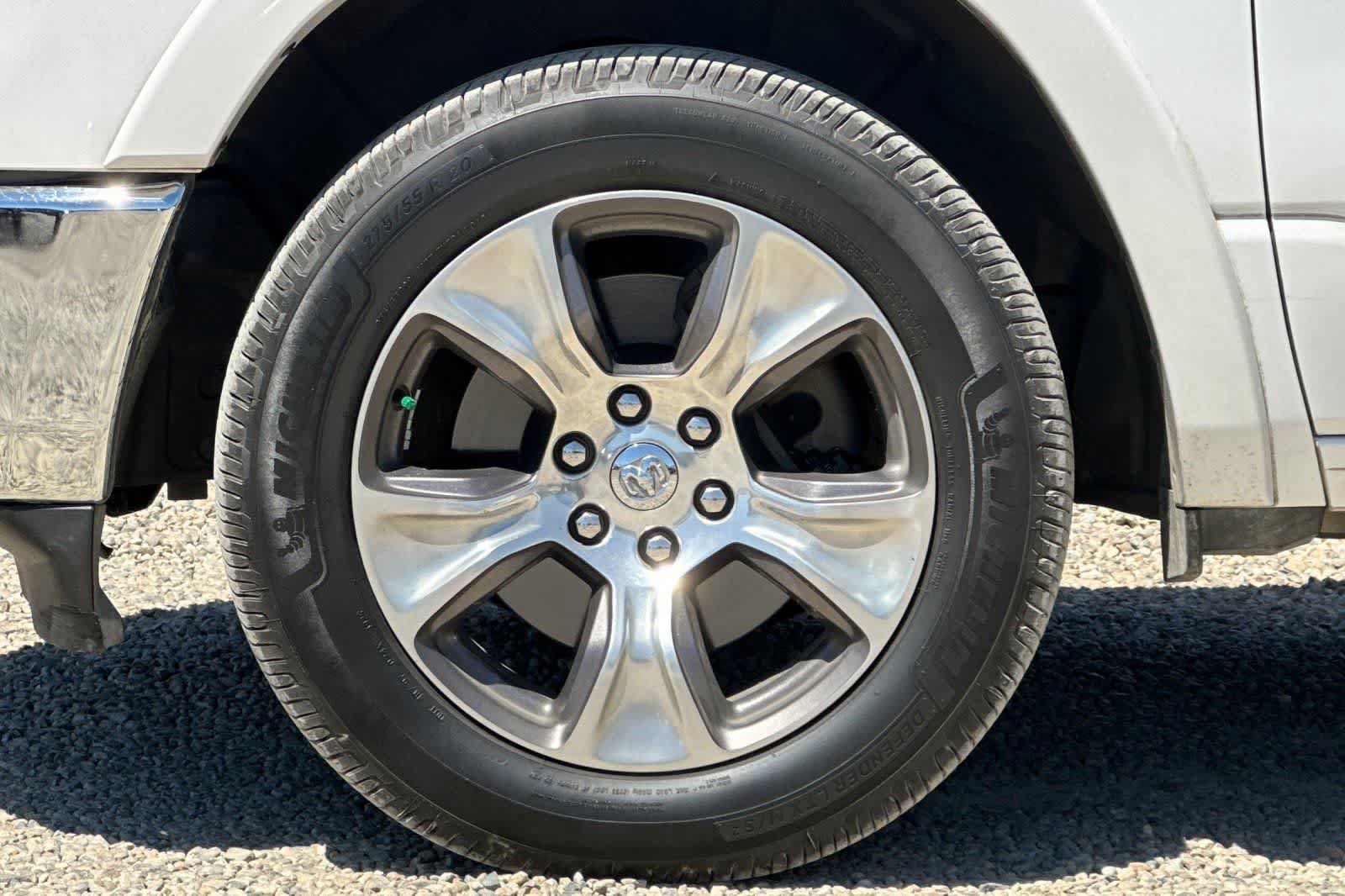 Used 2020 RAM 1500 Laramie RWD image 12