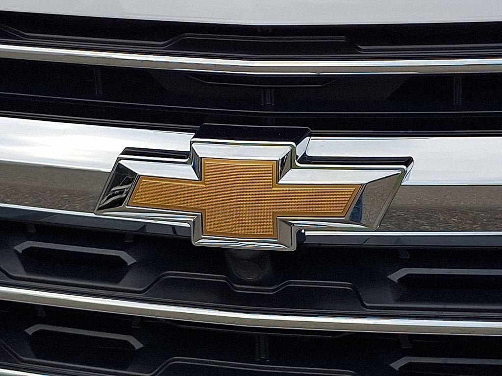 New 2027 Chevrolet Traverse LT FWD image 11