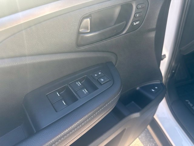 Used 2024 Honda Passport EX-L image 23