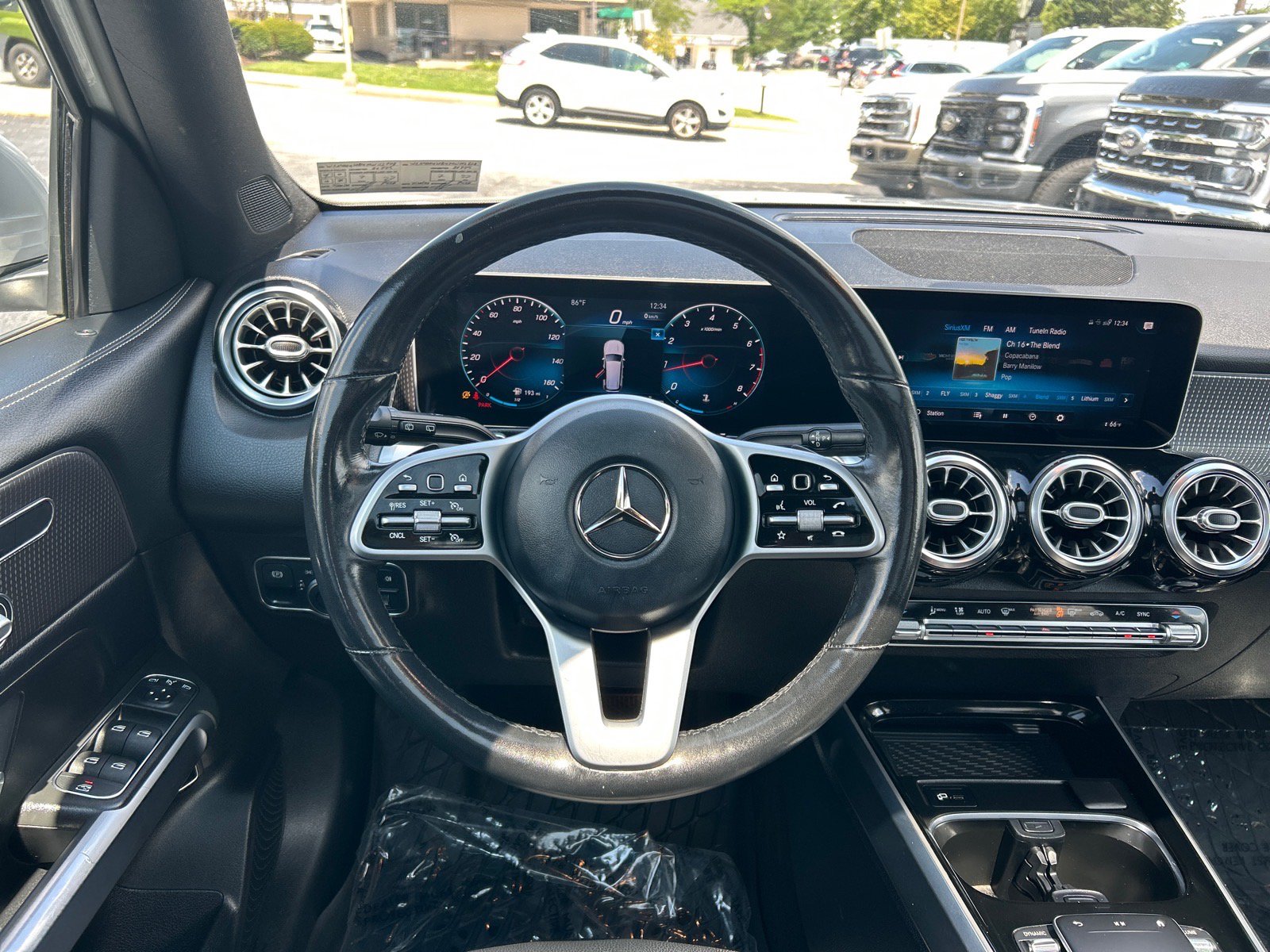 Used 2021 Mercedes-Benz GLB 250 4MATIC image 5