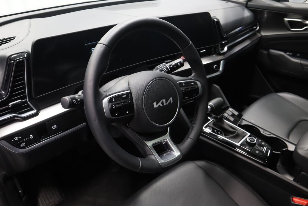 Used 2025 Kia Sportage EX w/ Premium Package image 26