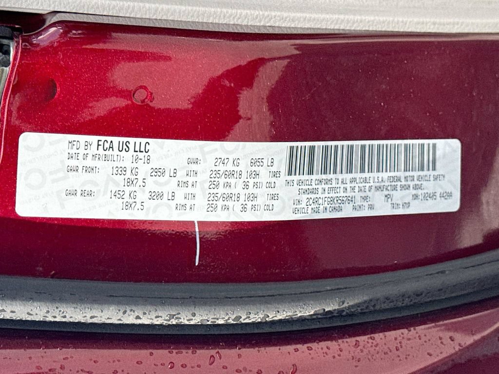 Used 2019 Chrysler Pacifica Touring Plus w/ Tire & Wheel Group FWD image 30