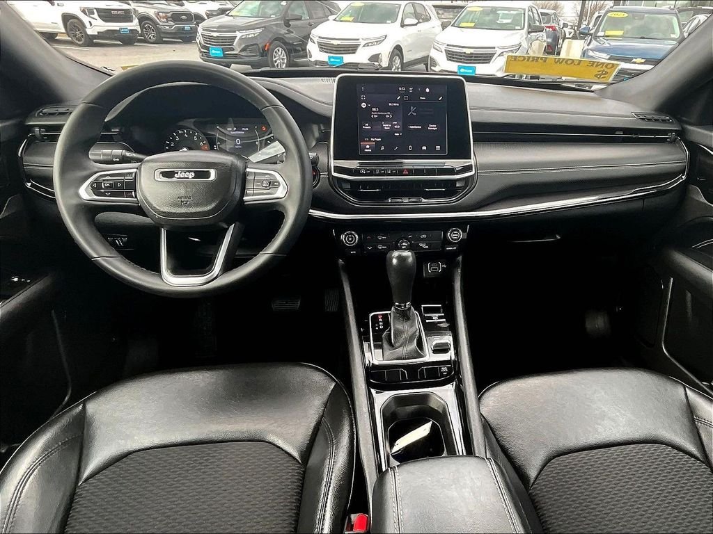 Used 2022 Jeep Compass Latitude AWD/4WD image 21