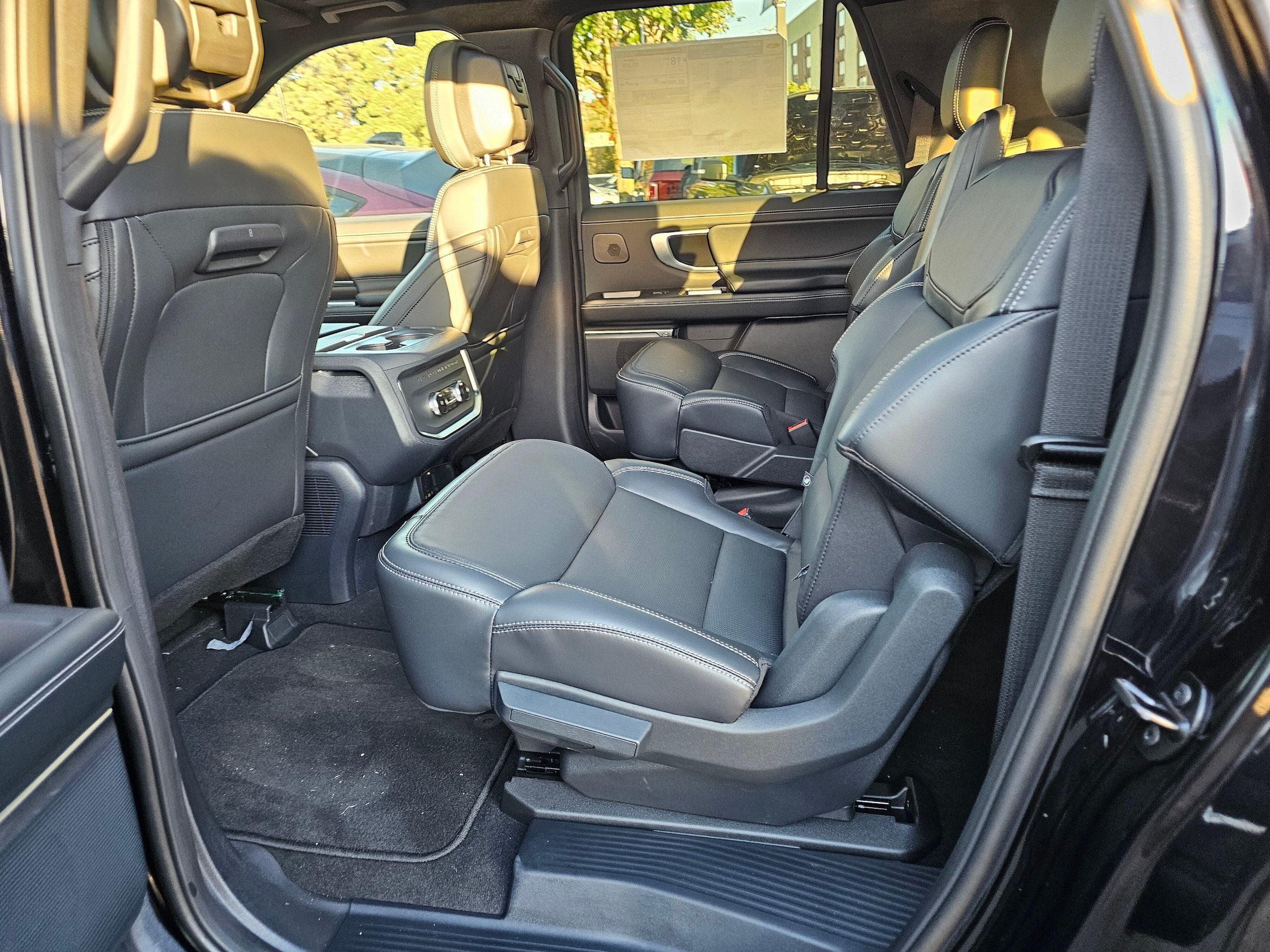 New 2026 Ford Expedition Max Platinum w/ Stealth Performance Package AWD/4WD image 11