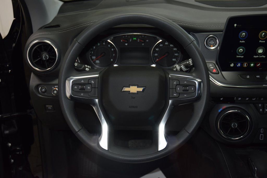 New 2026 Chevrolet Blazer LT w/ Convenience Package FWD image 34