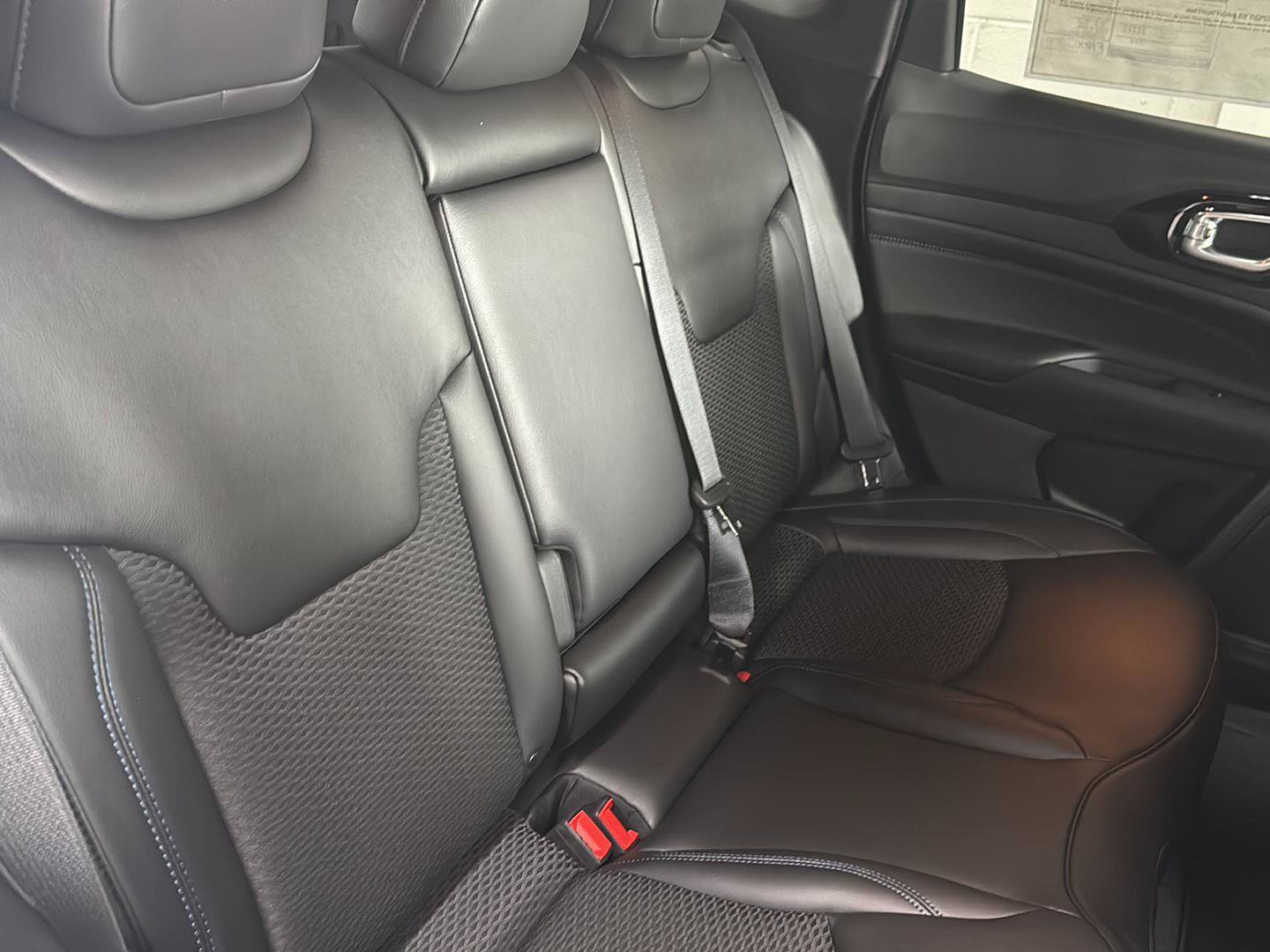 New 2026 Jeep Compass Latitude AWD/4WD image 26