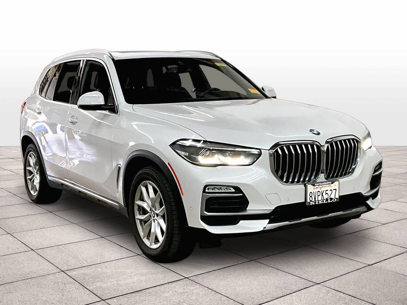 Used 2020 BMW X5 xDrive40i w/ Convenience Package AWD/4WD image 2