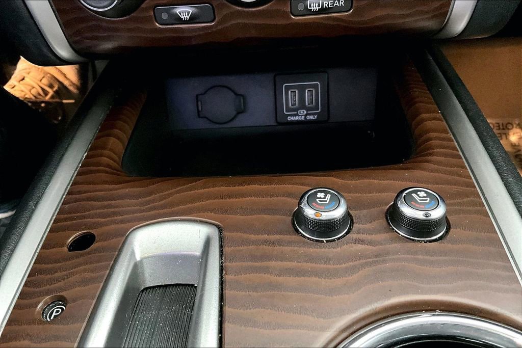 Used 2018 Nissan Pathfinder Platinum image 34