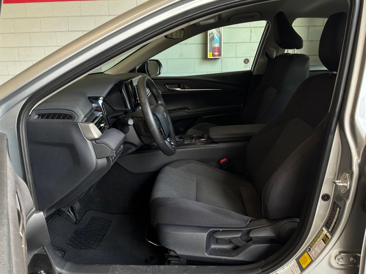 Used 2026 Toyota Camry LE FWD image 10