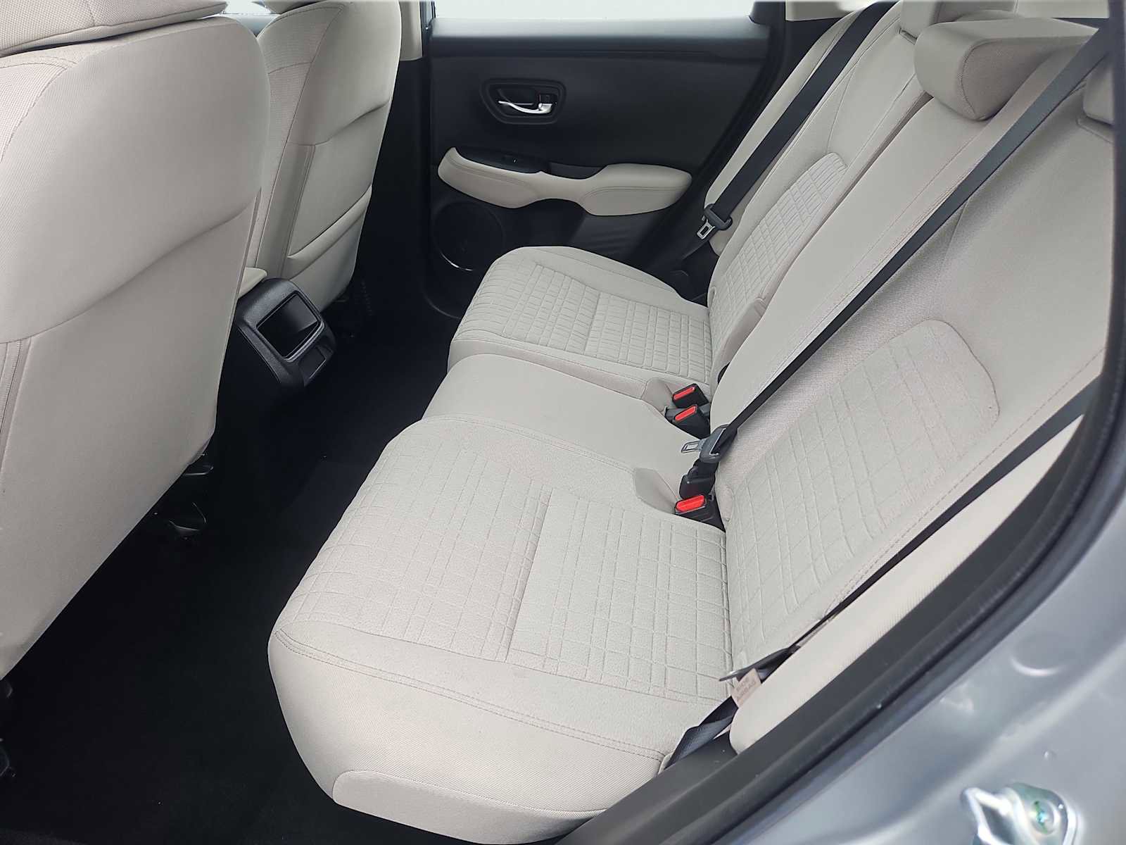 Certified 2023 Honda HR-V LX image 26