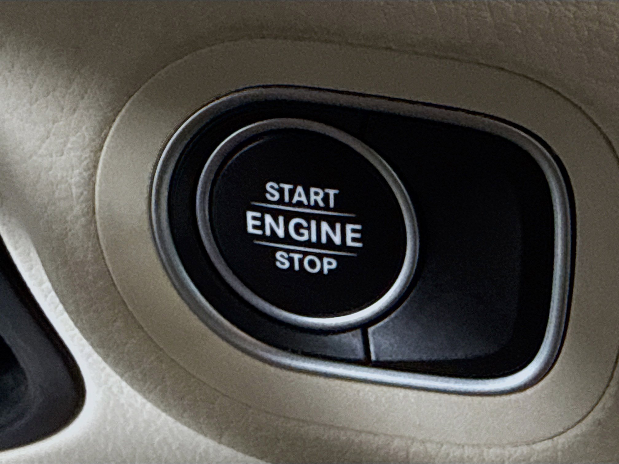 Used 2024 Mercedes-Benz GLE 450e 4MATIC w/ Warmth & Comfort Package image 21