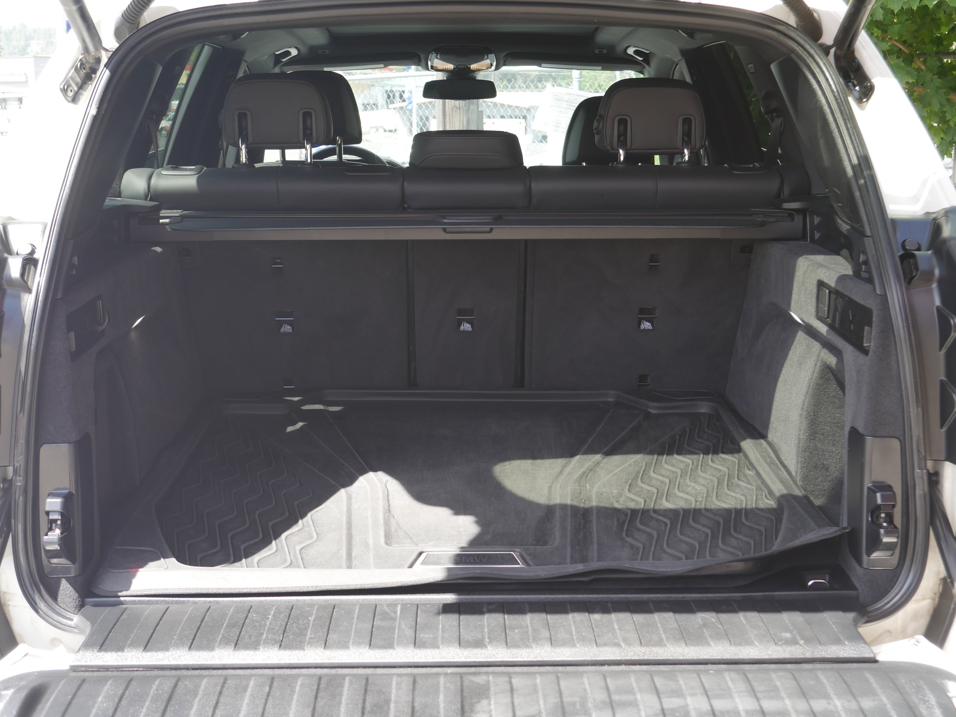 Used 2022 BMW X5 xDrive40i w/ M Sport Package AWD/4WD image 22