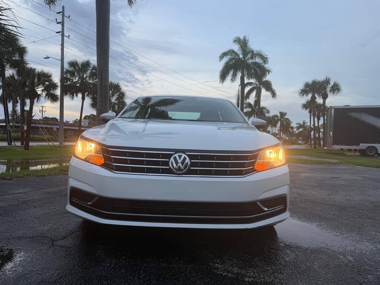 Used 2016 Volkswagen Passat 1.8T SE FWD image 9