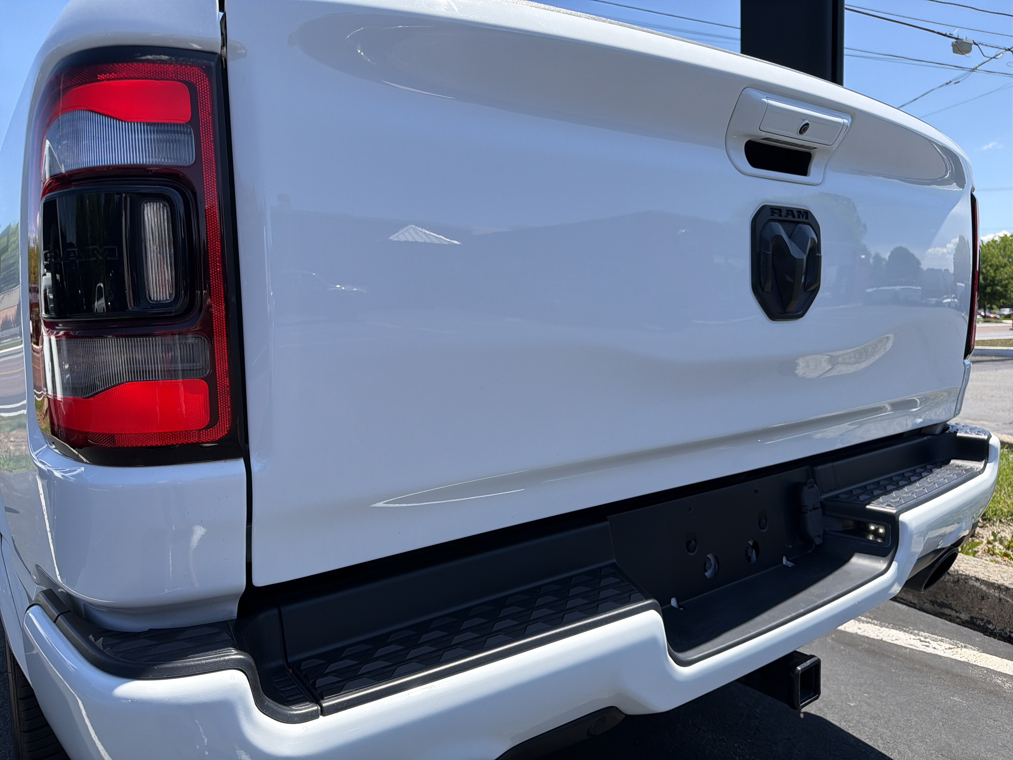 Certified 2022 RAM 1500 Laramie AWD/4WD image 8