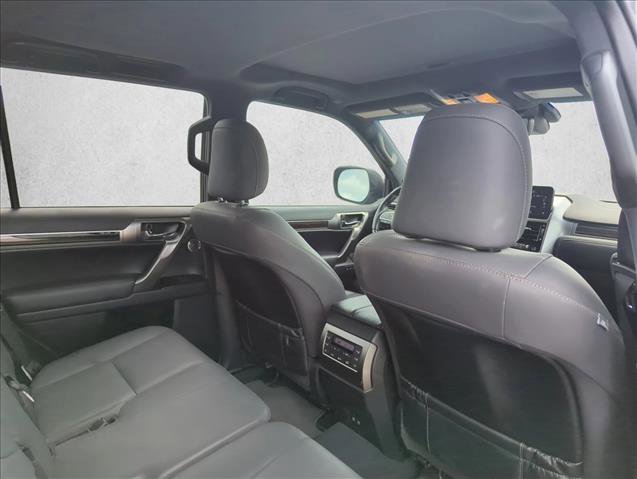 Used 2022 Lexus GX 460 Premium w/ Premium Plus Package AWD/4WD image 21