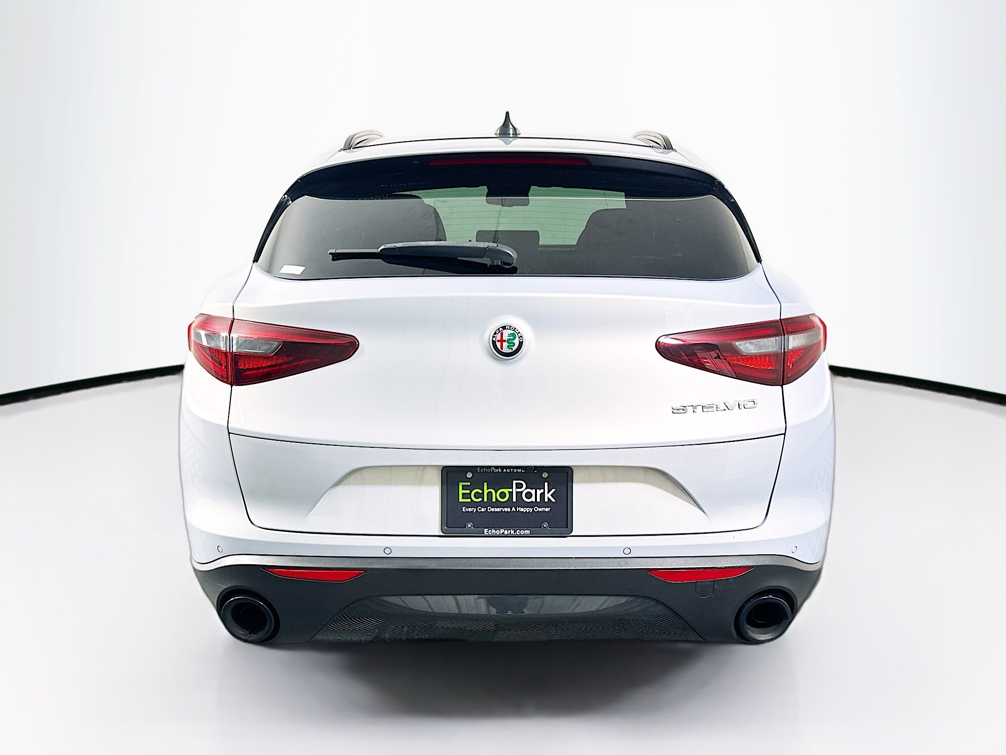 Used 2023 Alfa Romeo Stelvio Sprint RWD image 7