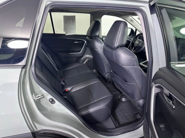 Used 2023 Toyota RAV4 XLE Premium image 11