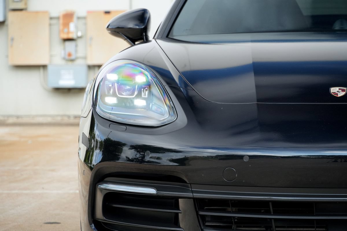 Used 2018 Porsche Panamera 4 AWD/4WD image 20