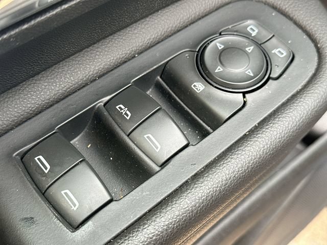 Used 2020 GMC Terrain SLE AWD/4WD image 26