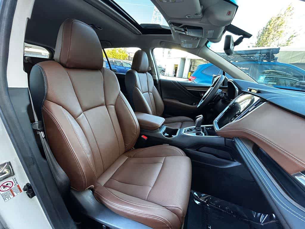 Used 2020 Subaru Outback Touring AWD/4WD image 15